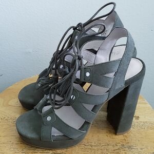 Shelly London Womans Khaki Green Fiona Sandle Cutout Heel